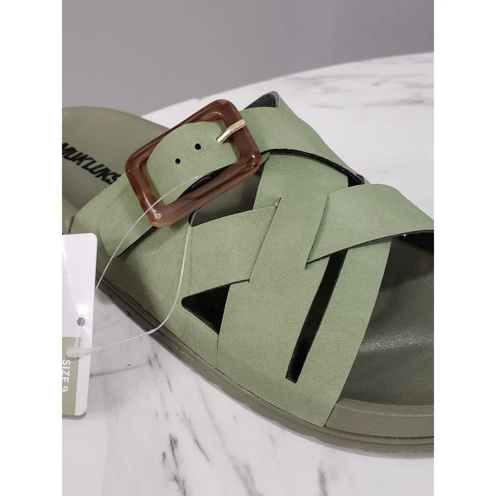 NEW NO BOX Size 9 Muk Luks Grand Cayman‎ Women's Sandals Light Olive Green Gold